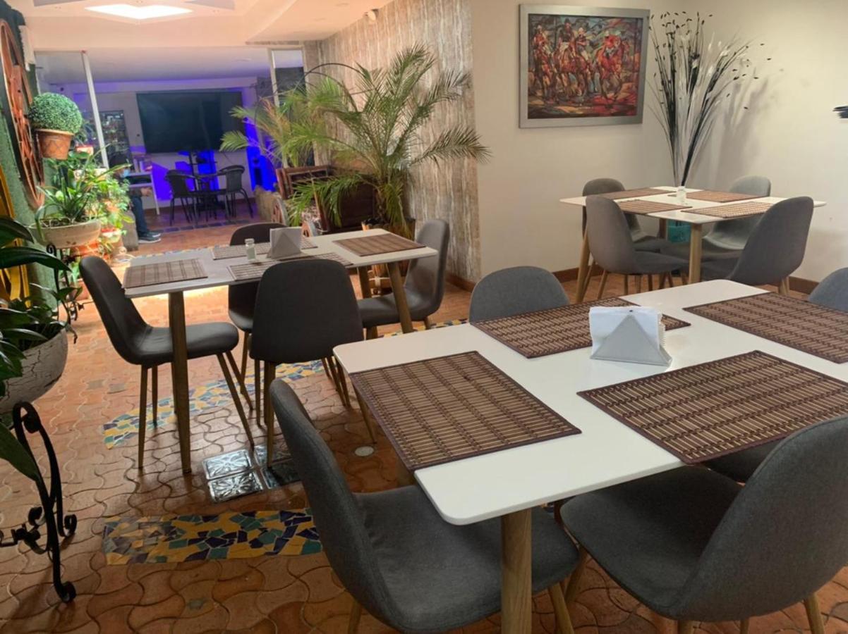 Hotel Alcatraz Yarumal 外观 照片
