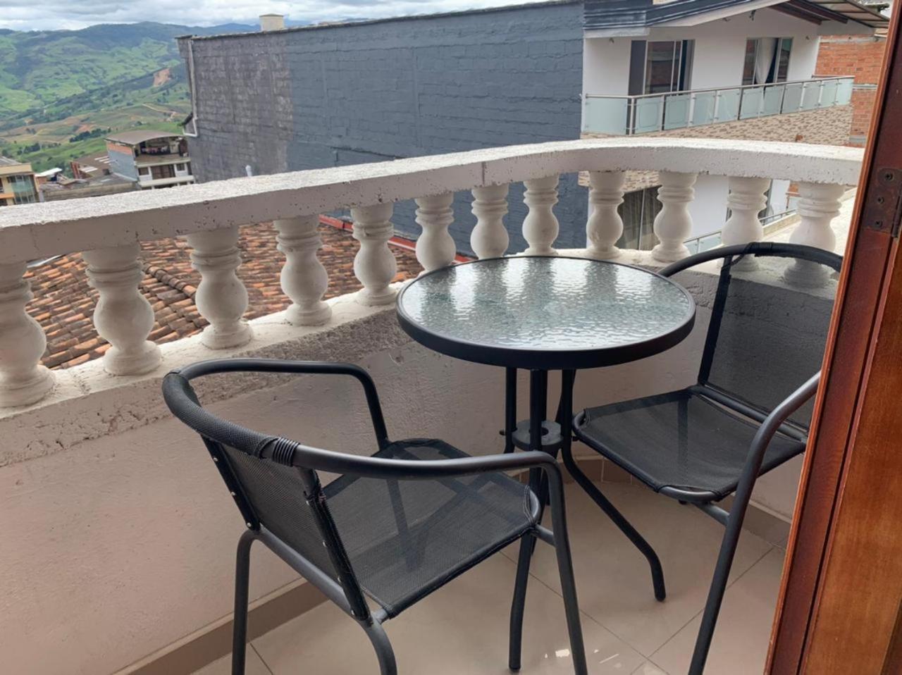 Hotel Alcatraz Yarumal 客房 照片